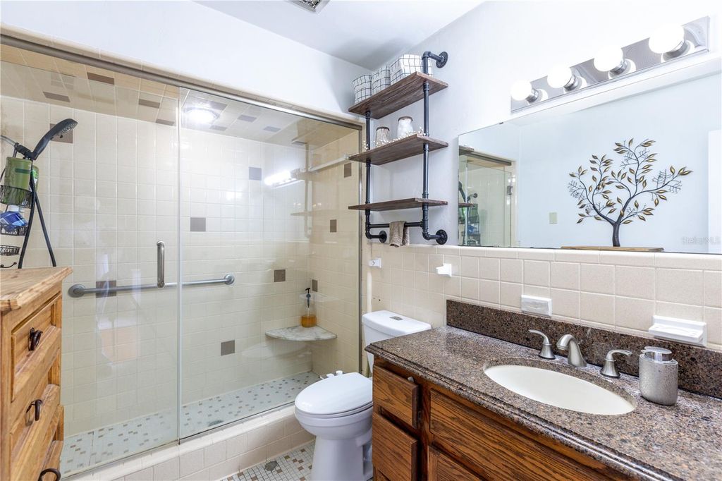 Image 22 of property listing at 12182 SW STATE ROAD 45, Archer, FL 32618