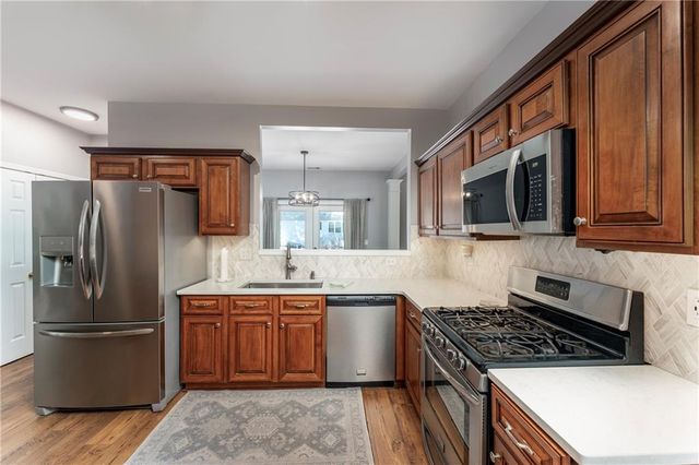 136 Aucilla Lane, Woodstock, GA 30188