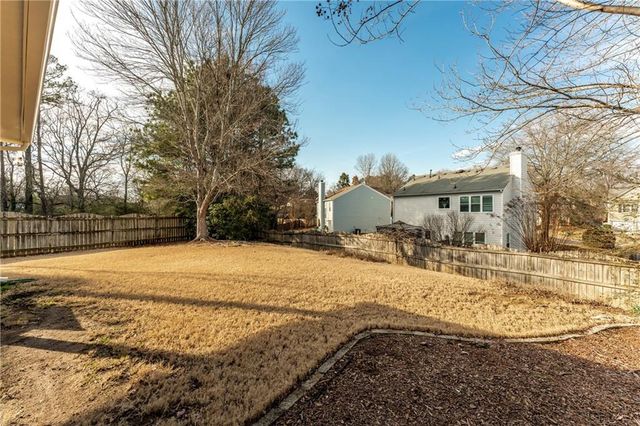 136 Aucilla Lane, Woodstock, GA 30188