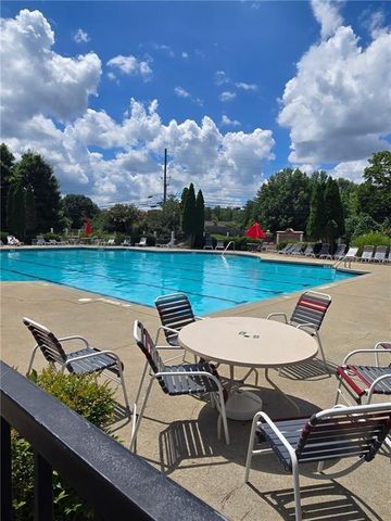 136 Aucilla Lane, Woodstock, GA 30188