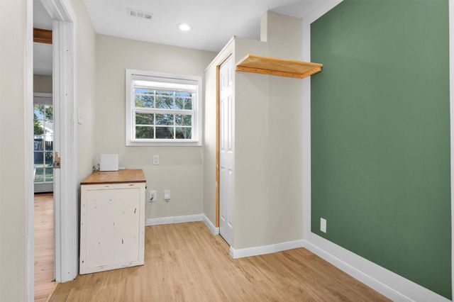 221 Carrell Street, Tomball, TX 77375