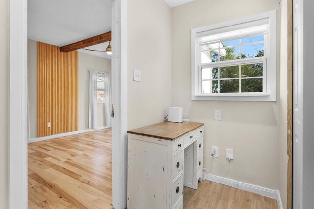 221 Carrell Street, Tomball, TX 77375