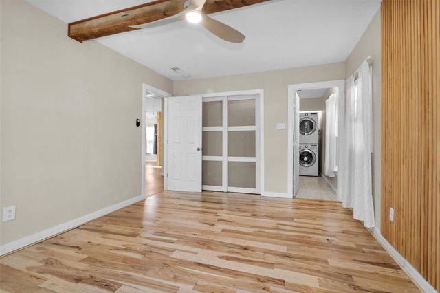 221 Carrell Street, Tomball, TX 77375