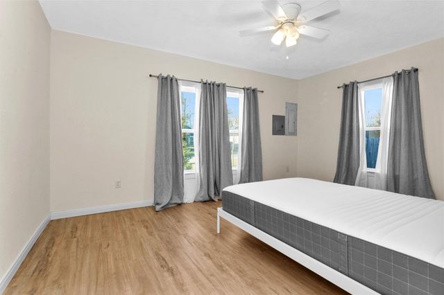 221 Carrell Street, Tomball, TX 77375