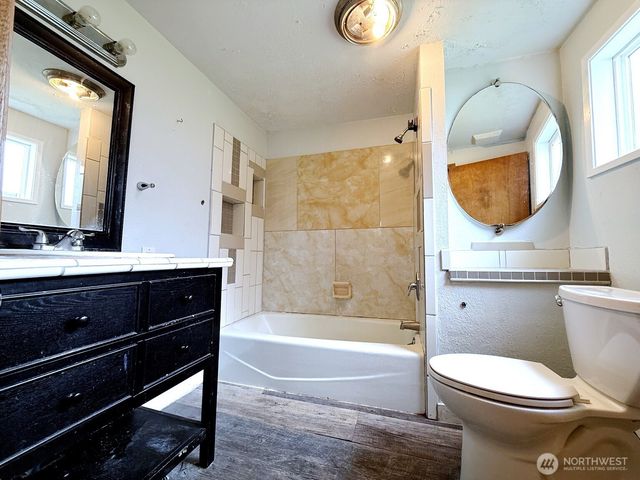 6530 S G Street, Tacoma, WA 98408