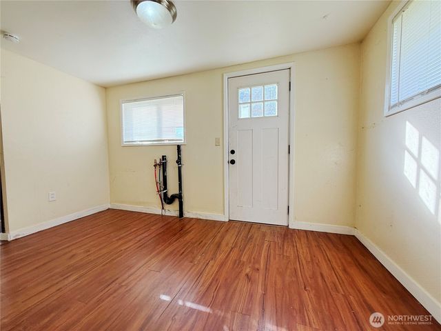 6530 S G Street, Tacoma, WA 98408