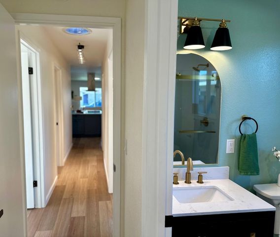 755 Pino Way, Salinas, CA 93905