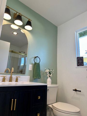 755 Pino Way, Salinas, CA 93905