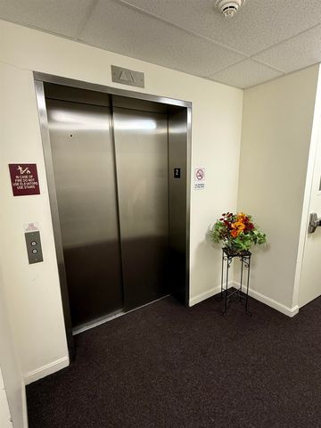 18 Harbor Ave Apt 208, Nashua, NH 03060