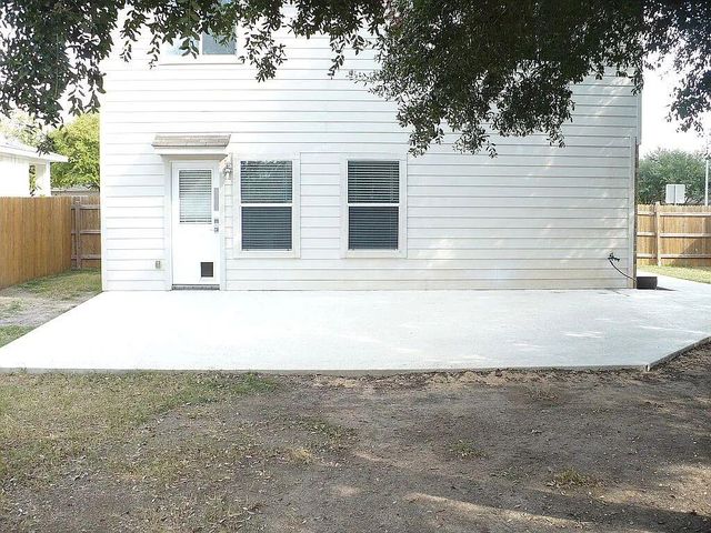 1200 Kenneys WAY, Round Rock, TX 78665