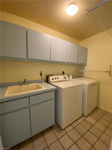 225 SE 31st ST, Cape Coral, FL 33904