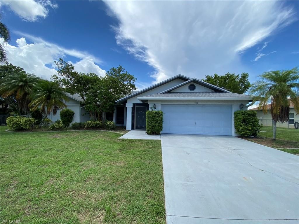 225 SE 31st ST, Cape Coral, FL 33904