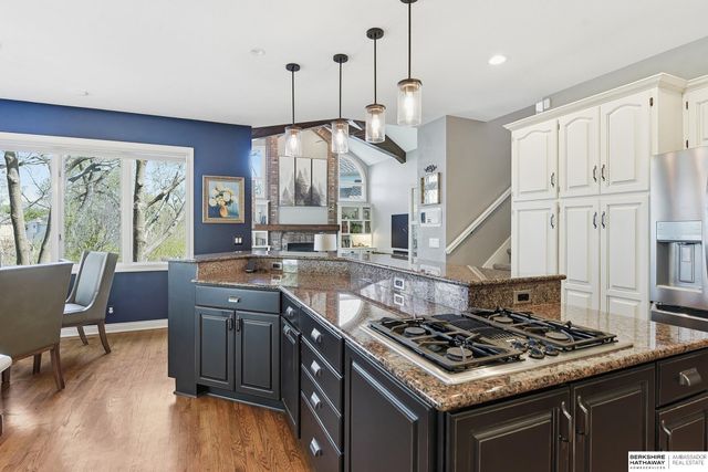 17002 T Street, Omaha, NE 68135