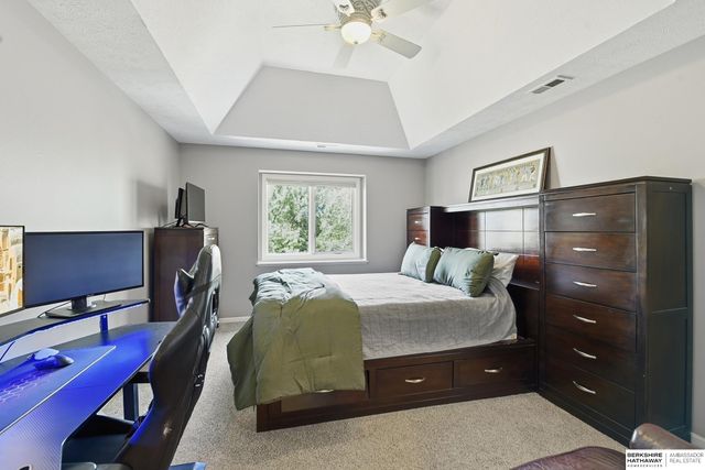 17002 T Street, Omaha, NE 68135