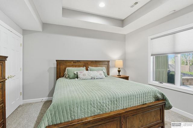 17002 T Street, Omaha, NE 68135