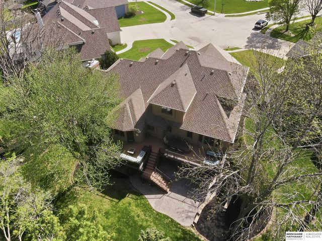 17002 T Street, Omaha, NE 68135