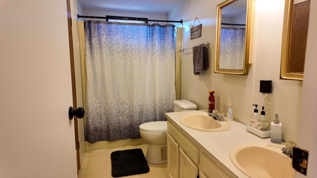 1700 Robbins Road 163, Grand Haven City, MI 49417