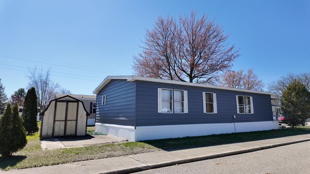 1700 Robbins Road 163, Grand Haven City, MI 49417