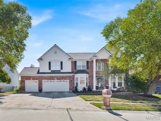 137 Barrington Lake Drive, Dardenne Prairie, MO 63368