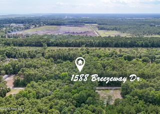 1588 Breezeway Drive SW, Ocean Isle Beach, NC 28469