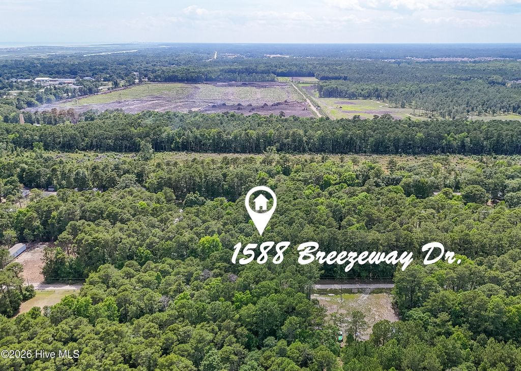 1588 Breezeway Drive SW, Ocean Isle Beach, NC 28469