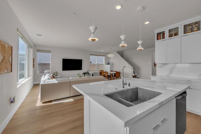 3281 Wildland Ct, Folsom, CA 95630