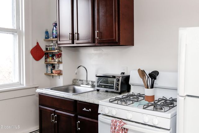 35 1st Street, Troy, NY 12180