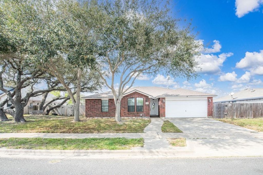 2822 Saint Felicity, Corpus Christi, TX 78418