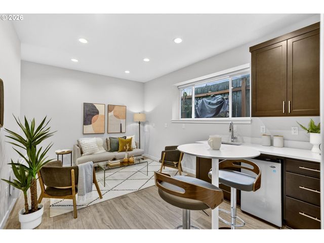 3959 Ne 7TH Ave, Portland, OR 97212