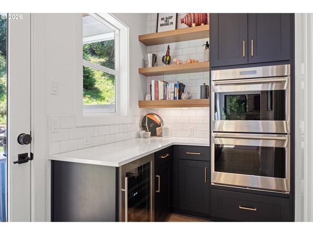 2850 Sw TURNER Rd, West Linn, OR 97068