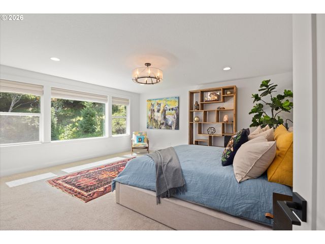 2850 Sw TURNER Rd, West Linn, OR 97068