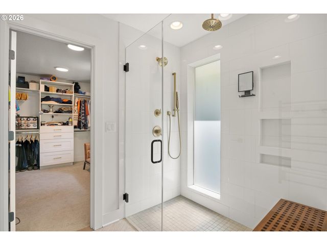 2850 Sw TURNER Rd, West Linn, OR 97068