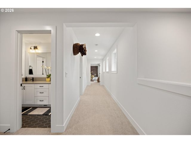 2850 Sw TURNER Rd, West Linn, OR 97068