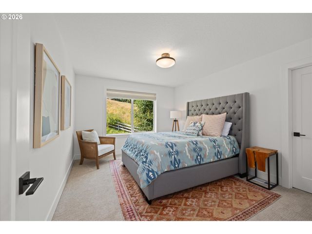 2850 Sw TURNER Rd, West Linn, OR 97068