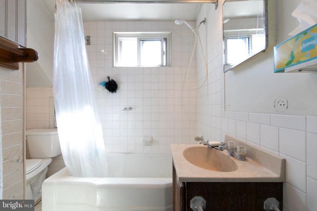 101 7TH AVE, Haddon Heights, NJ 08035