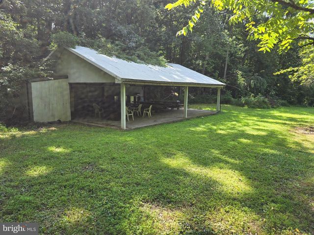 20 WAGNER LN, Coatesville, PA 19320
