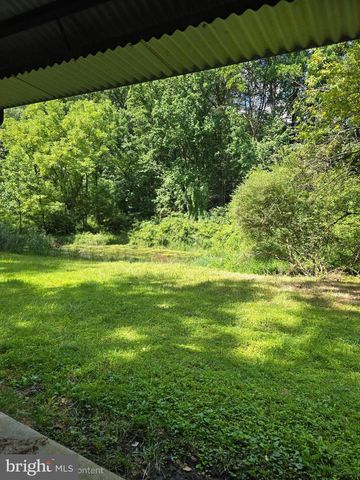 20 WAGNER LN, Coatesville, PA 19320