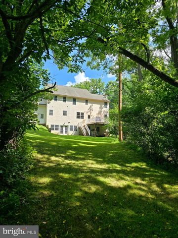 20 WAGNER LN, Coatesville, PA 19320