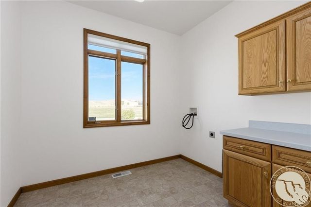 325 Three Wolf Road, Huntley, MT 59037