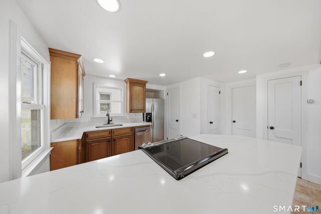 28 Silvermine Avenue, Norwalk, CT 06850