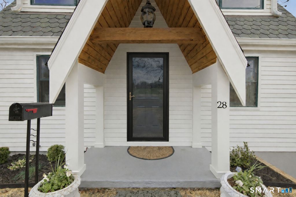 28 Silvermine Avenue, Norwalk, CT 06850