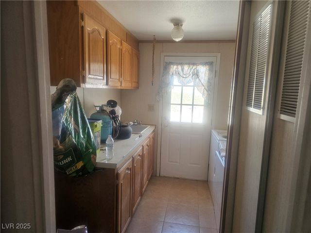 2779 South Sandstone Drive, Amargosa Valley, NV 89020