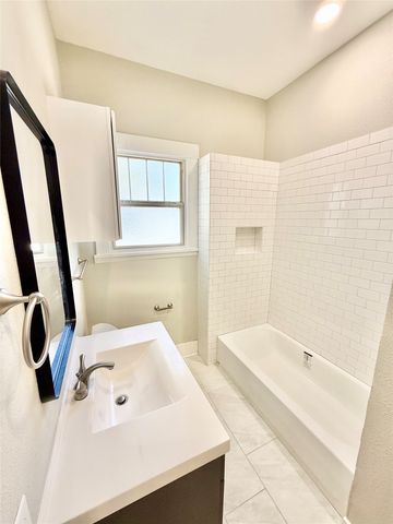 1201 E Lamar Street, Sherman, TX 75090