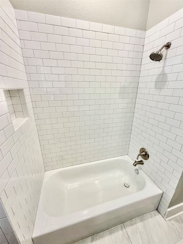 1201 E Lamar Street, Sherman, TX 75090