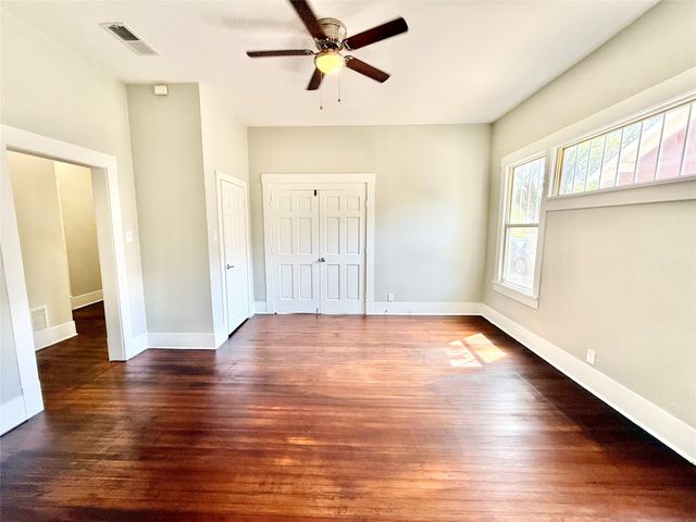 1201 E Lamar Street, Sherman, TX 75090