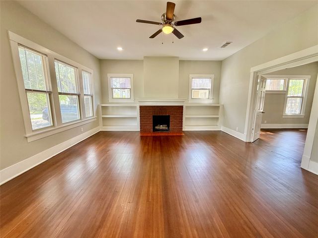 1201 E Lamar Street, Sherman, TX 75090