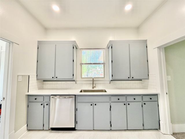 1201 E Lamar Street, Sherman, TX 75090