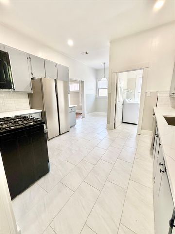 1201 E Lamar Street, Sherman, TX 75090