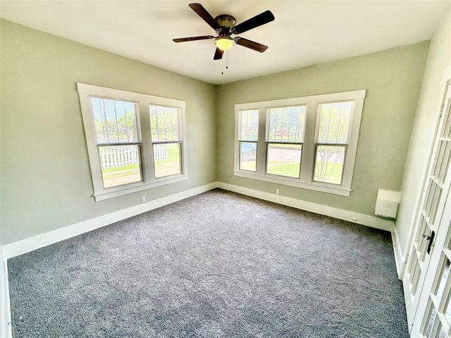 1201 E Lamar Street, Sherman, TX 75090