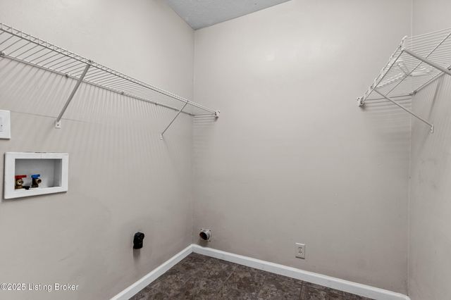 1205 S 43rd St, Louisville, KY 40211